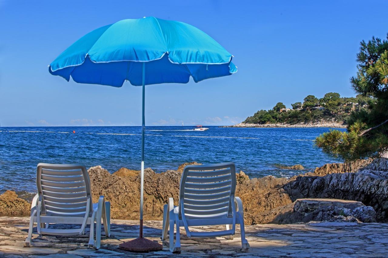 App. Fiorela Hotel Porec Exterior photo